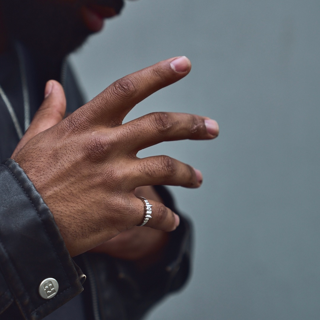 FANGS RING